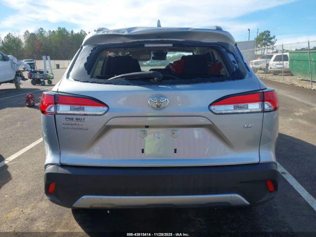 Toyota Corolla Le Image 14