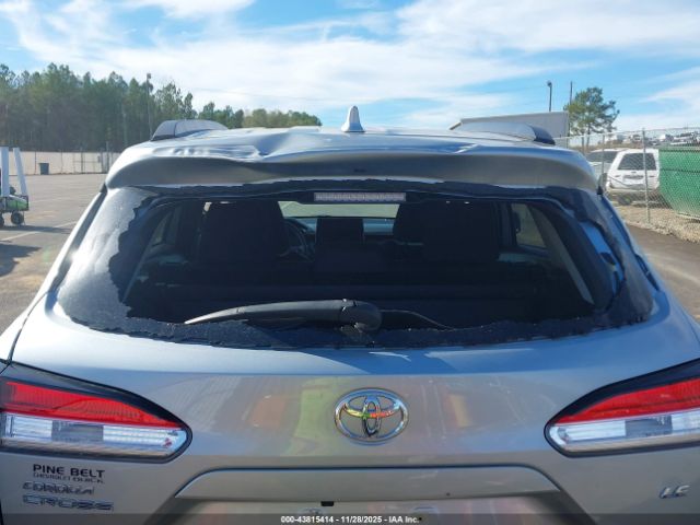 Toyota Corolla Le Image 13