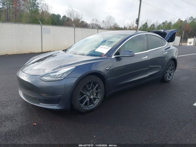 Tesla Model 3 Image 18