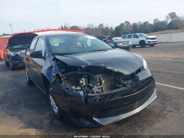 Toyota Corolla L Image 2