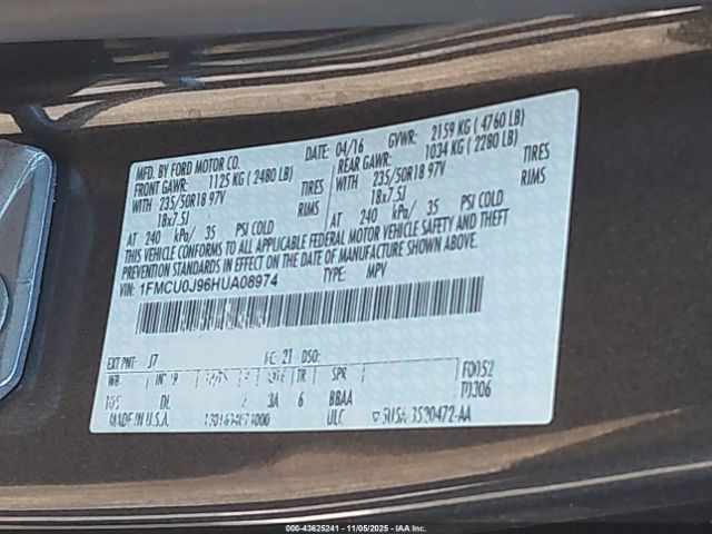 Ford Escape Titanium Image 8