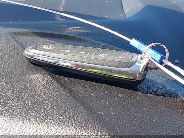 Ford Escape Titanium Image 11