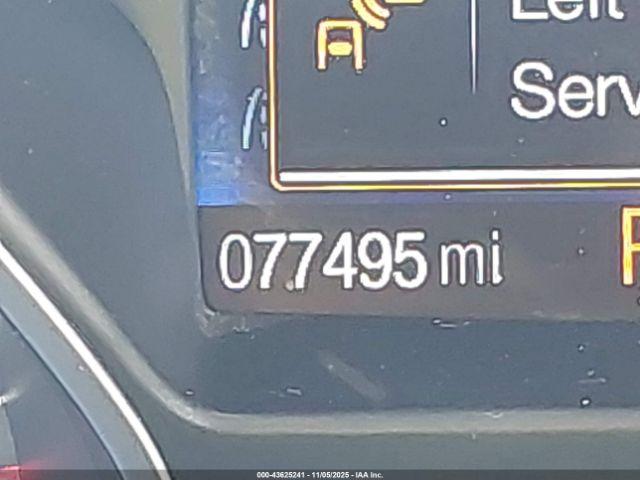 Ford Escape Titanium Image 14