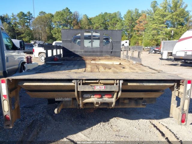 Ford F-450 Xl Image 2