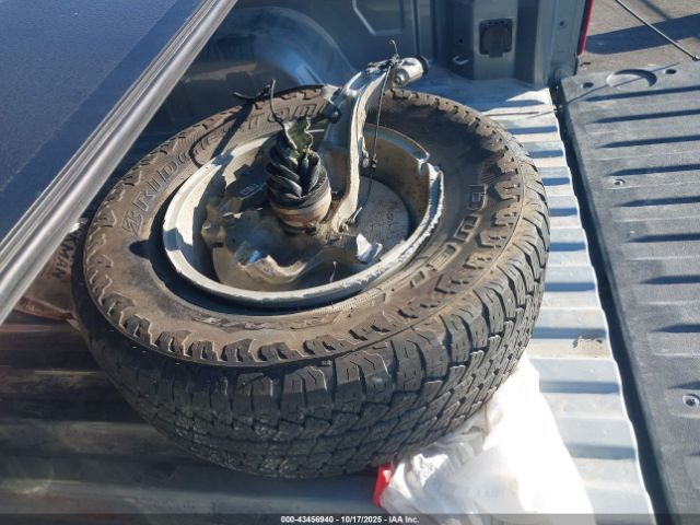 Chevrolet Silverado 1500 4wd  Standard Bed Lt Image 12