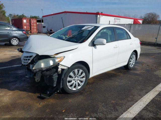 Toyota Corolla Le Image 12