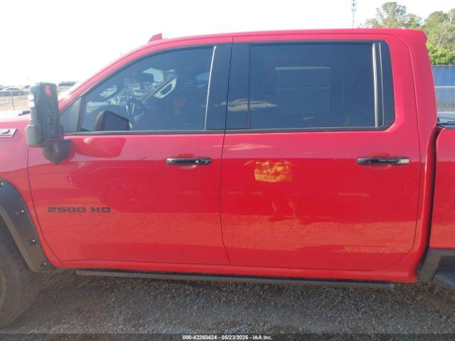 Chevrolet Silverado 2500 4wd  Standard Bed Ltz Image 18